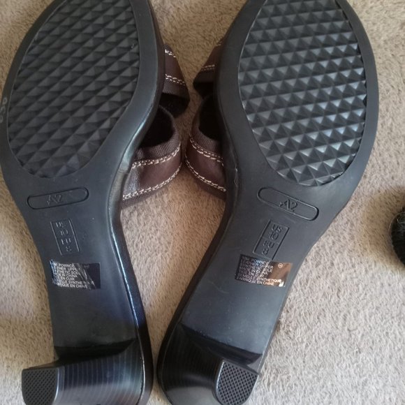 Aerosoles | Brown Slip On Sandals - Picture 5 of 6